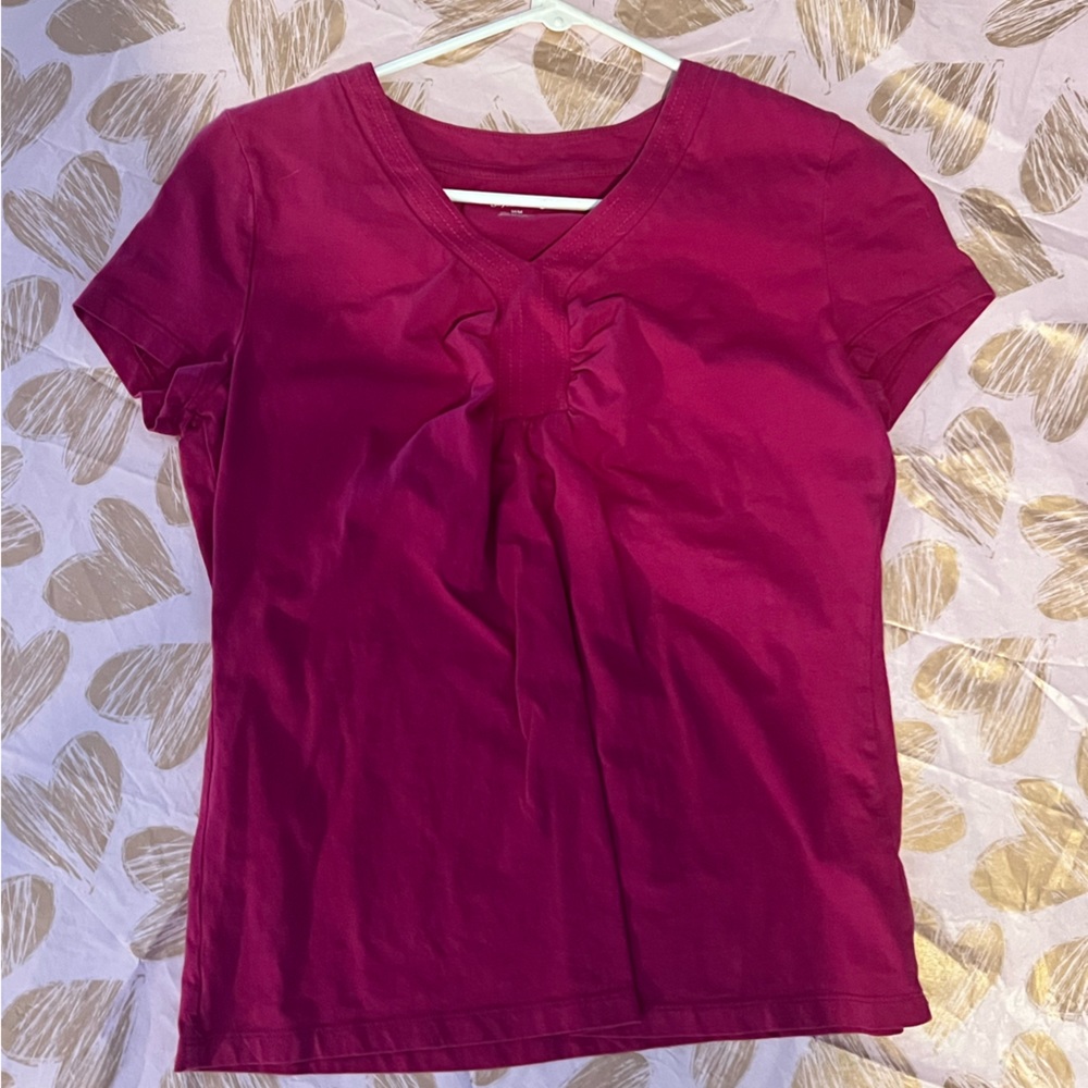 Medium St. John’s Bay Pink T with design in front